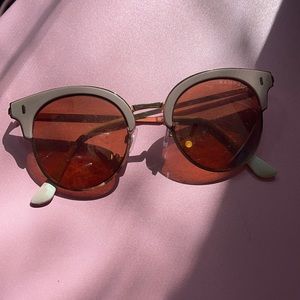 Baby pink Sunglasses Sunnies 💓🕶 90s small